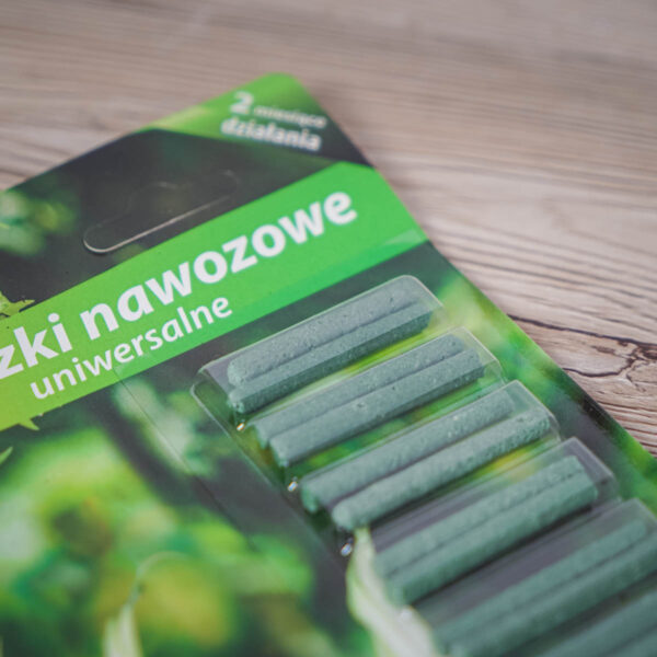 paleczki-nawozowe-uniwersalne-20szt paleczki-nawozowe-uniwersalne-20szt